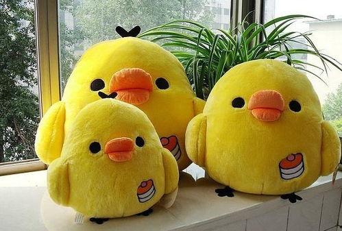 小鸡吃瓜公仔图片,萌趣公仔萌动心弦