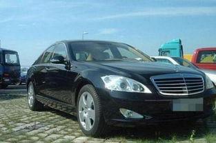 奔驰车主吃瓜群众