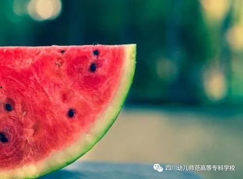 吃瓜摘花 世初,吃瓜摘花，探寻神秘起源之谜