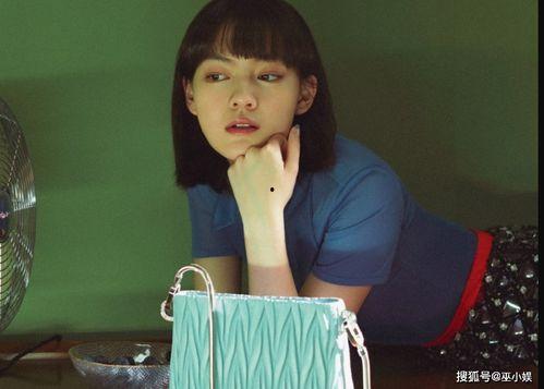 吃瓜女闫佩伦,从网络红人到社会现象的演变