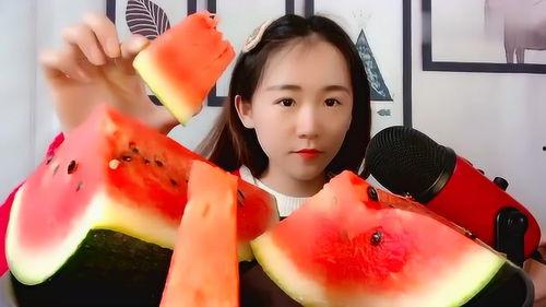 吃瓜小淑女,揭秘娱乐圈背后的甜蜜与苦涩