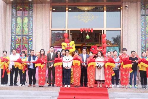 吃瓜剪彩仪式,一场别开生面的吃瓜剪彩仪式盛况