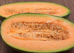 吃混沌后吃哈密瓜,美味碰撞的味蕾盛宴