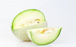 吃混沌后吃哈密瓜,美味碰撞的味蕾盛宴